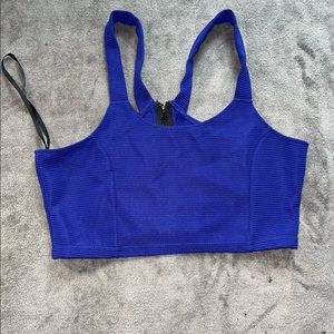 Blue sleeve less crop top